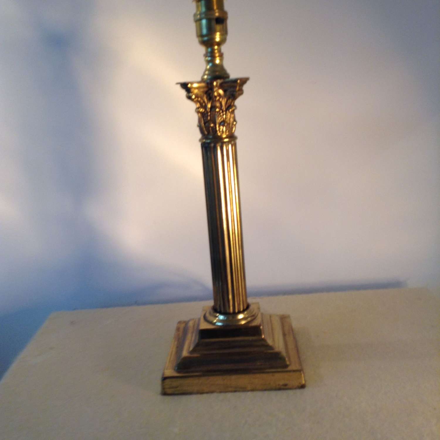 Brass column lamp